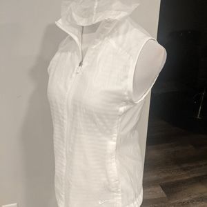 Nike golf vest